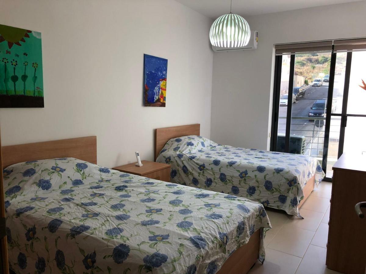 מליאהה Modern Apartment With Sea View מראה חיצוני תמונה